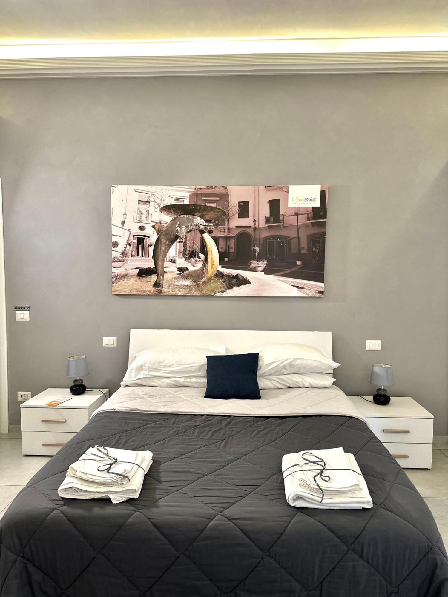 Tuttoincentro Bed & Breakfast Салерно Екстериор снимка