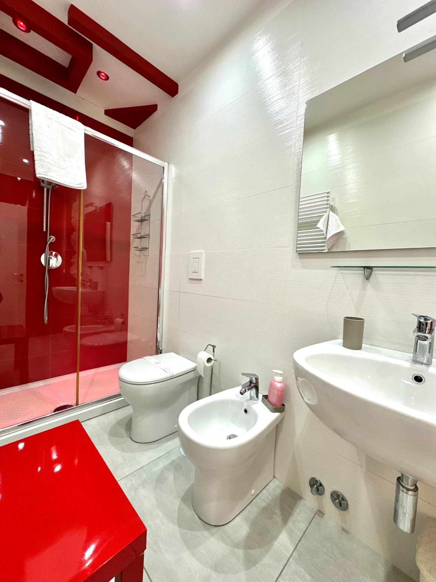 Tuttoincentro Bed & Breakfast Салерно Екстериор снимка